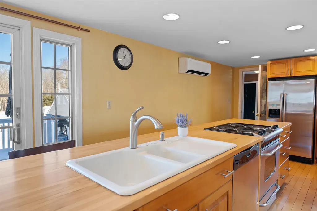 175 Lucas Pond Road Northwood NH 03261