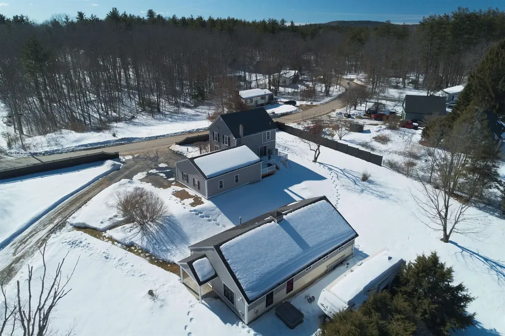 175 Lucas Pond Road Northwood NH 03261