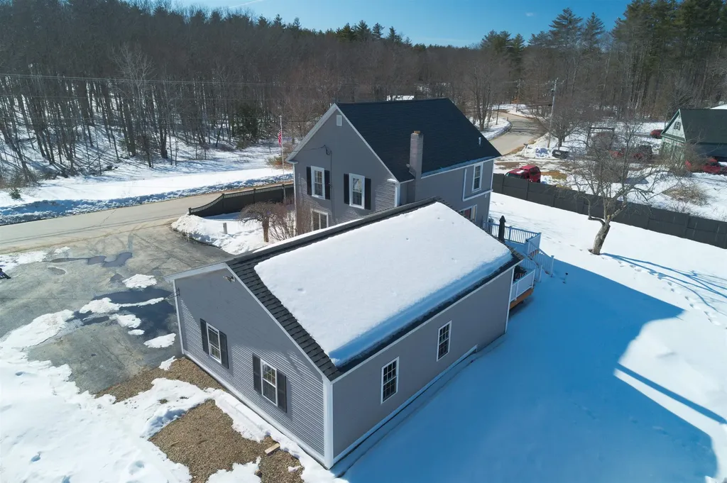 175 Lucas Pond Road Northwood NH 03261