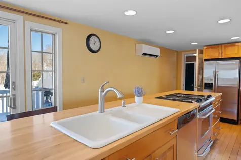 175 Lucas Pond Road Northwood NH 03261