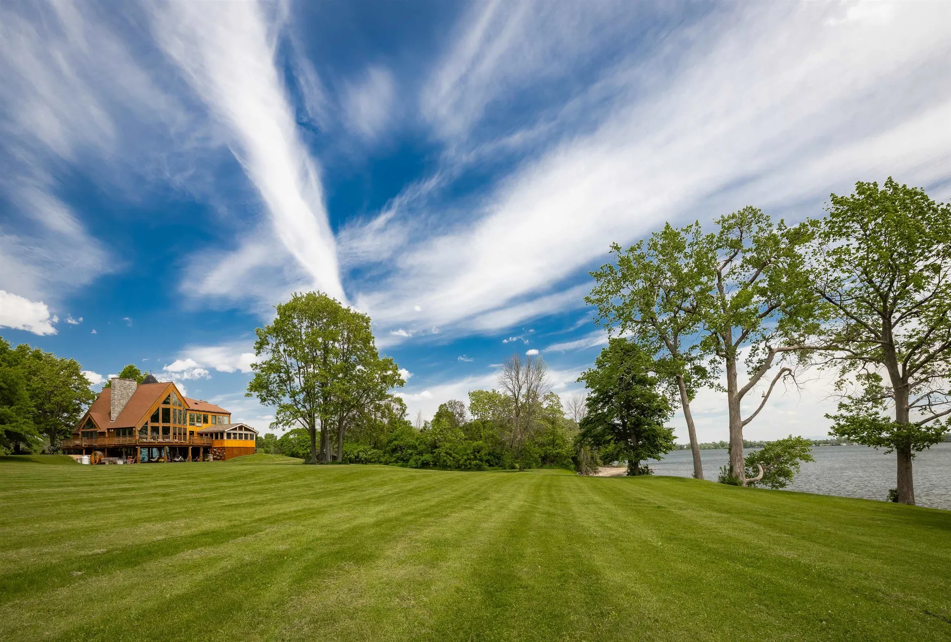 357 Mcgregor Point Alburgh VT 05440