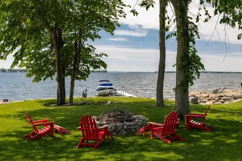 357 Mcgregor Point Alburgh VT 05440