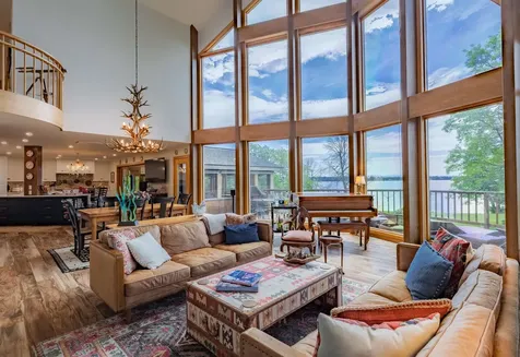 357 Mcgregor Point Alburgh VT 05440