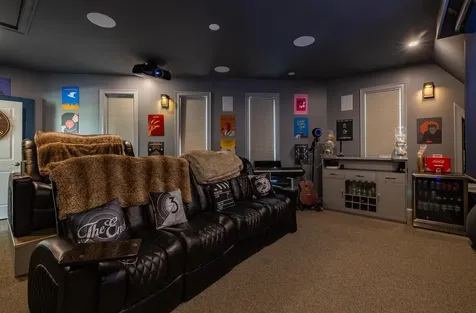 357 Mcgregor Point Alburgh VT 05440