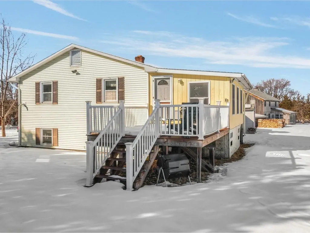 3 Adele Drive Vergennes VT 05491