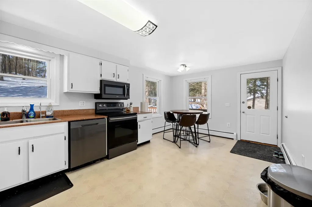 47 Palmisano Plaza Barre City VT 05641