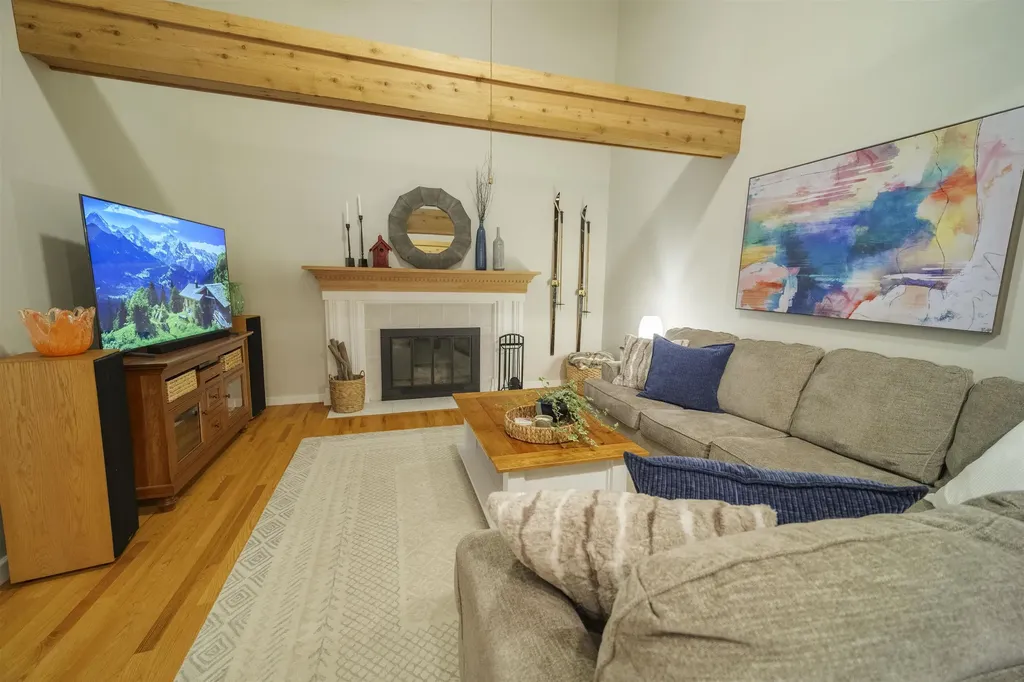 38 Yeaw Road Dover VT 05341