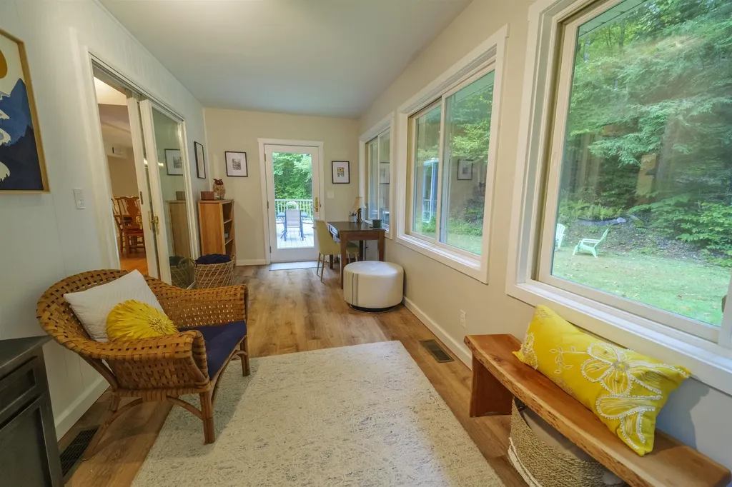 38 Yeaw Road Dover VT 05341