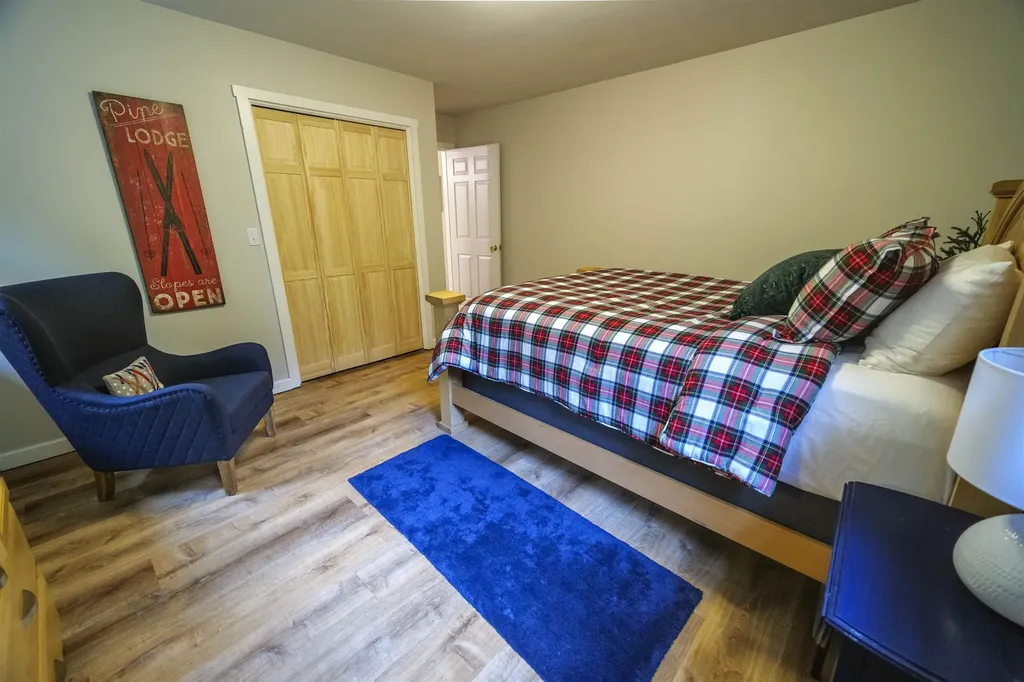 38 Yeaw Road Dover VT 05341