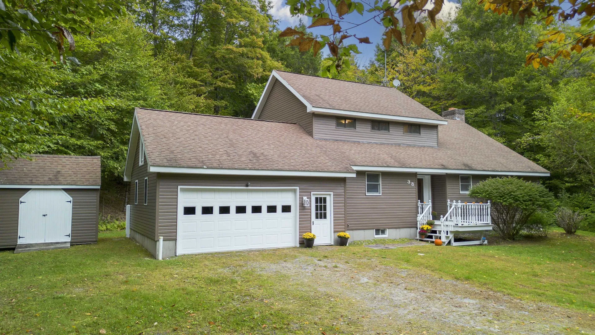 38 Yeaw Road Dover VT 05341