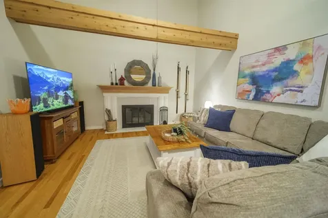 38 Yeaw Road Dover VT 05341