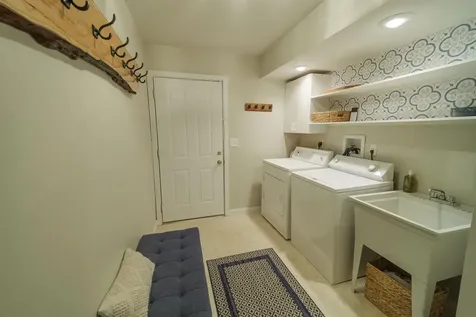 38 Yeaw Road Dover VT 05341