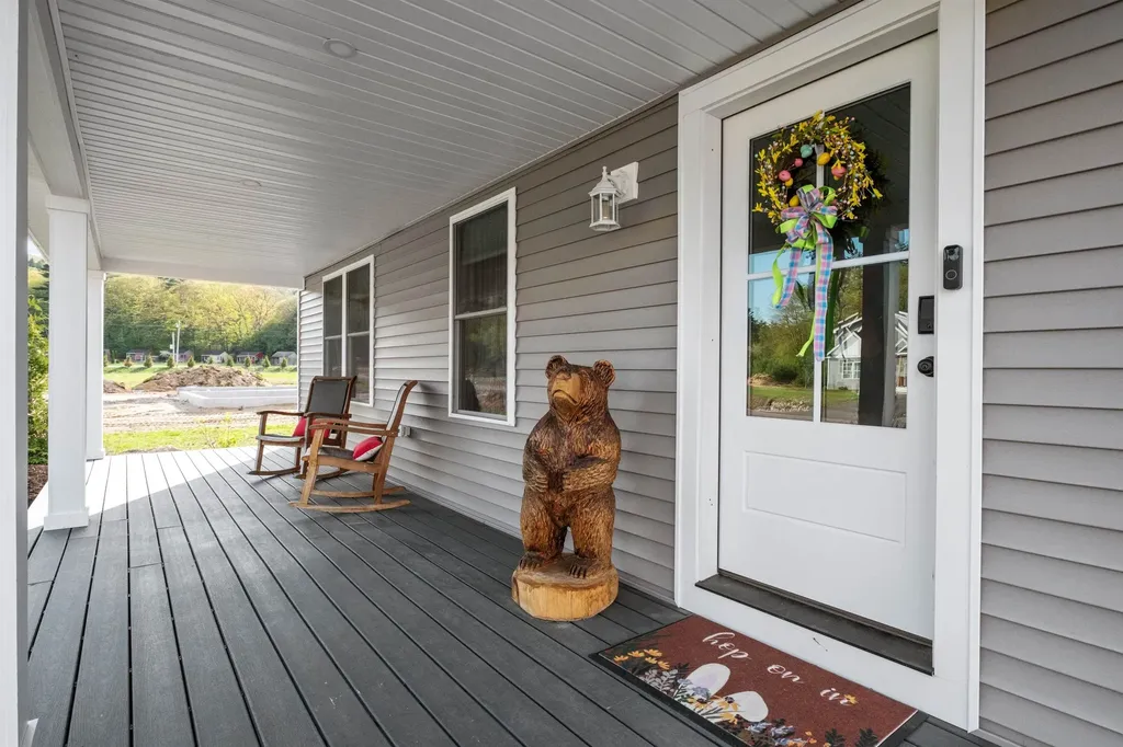 21 Melina's Way Thornton NH 03285