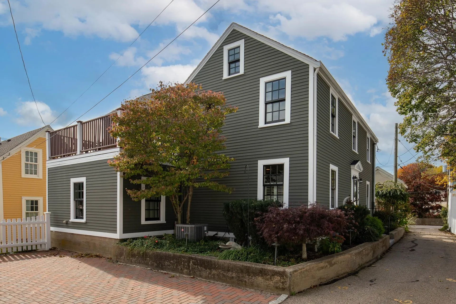 24 Holmes Court Portsmouth NH 03801