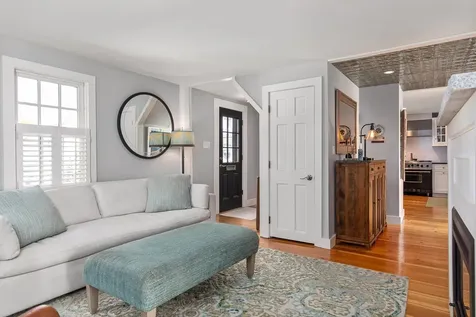 24 Holmes Court Portsmouth NH 03801