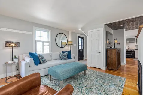 24 Holmes Court Portsmouth NH 03801