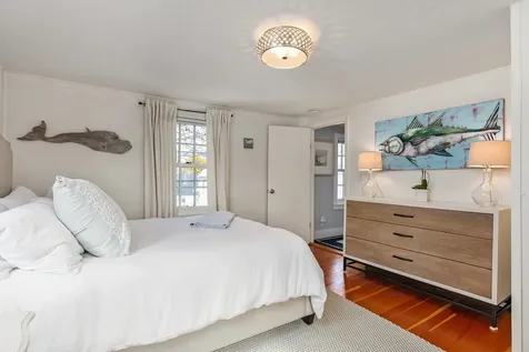 24 Holmes Court Portsmouth NH 03801