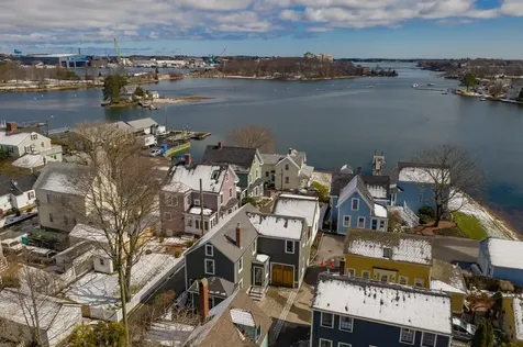 24 Holmes Court Portsmouth NH 03801