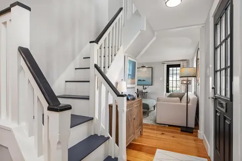 24 Holmes Court Portsmouth NH 03801