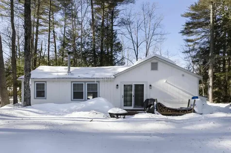 406 Wilmot Center Road New London NH 03257