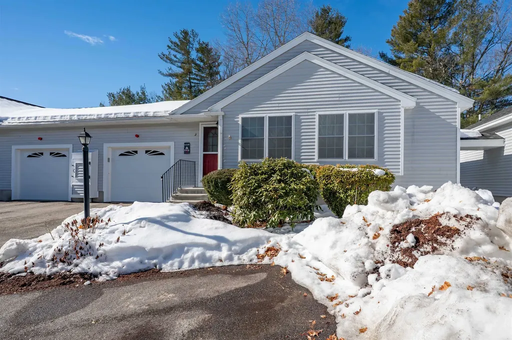 3 Rainbow Drive Londonderry NH 03053