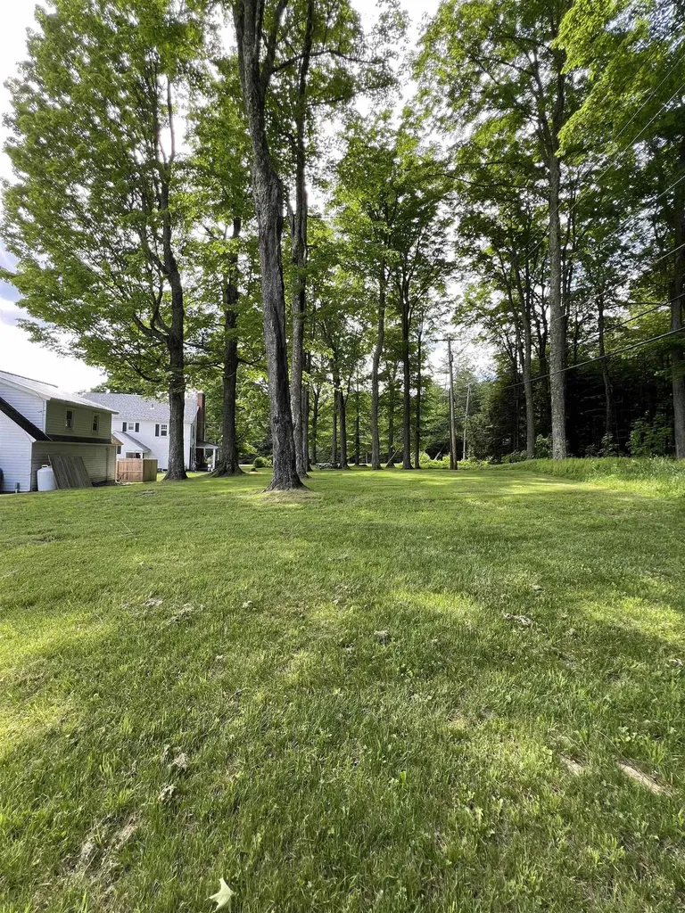 13 Winhall Station Road Londonderry VT 05155