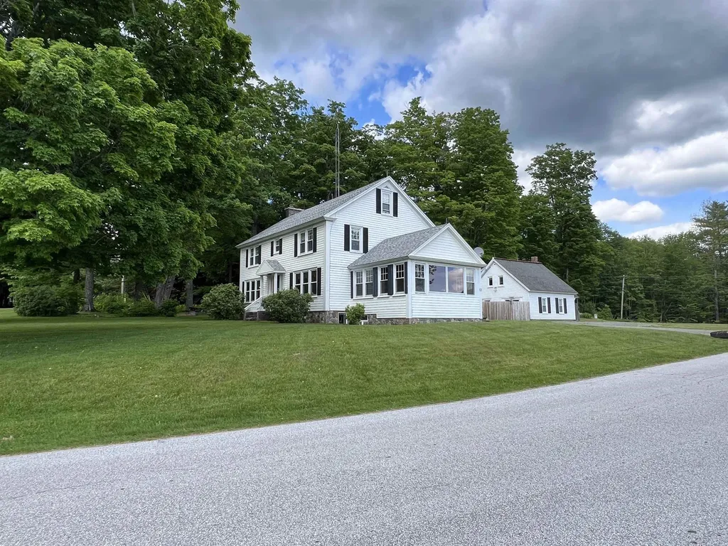13 Winhall Station Road Londonderry VT 05155
