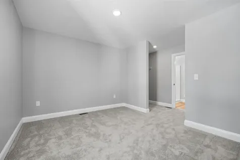 43 Skyview Lane Laconia NH 03246