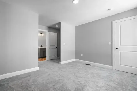 43 Skyview Lane Laconia NH 03246