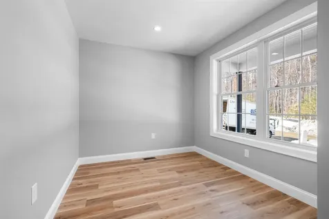 43 Skyview Lane Laconia NH 03246