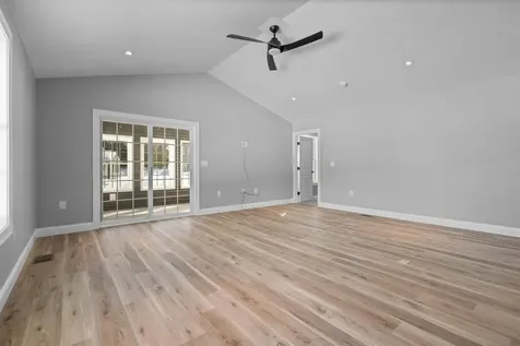 43 Skyview Lane Laconia NH 03246