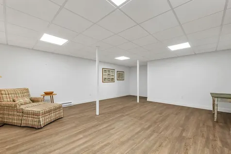 7 John Hardie Way Chichester NH 03234