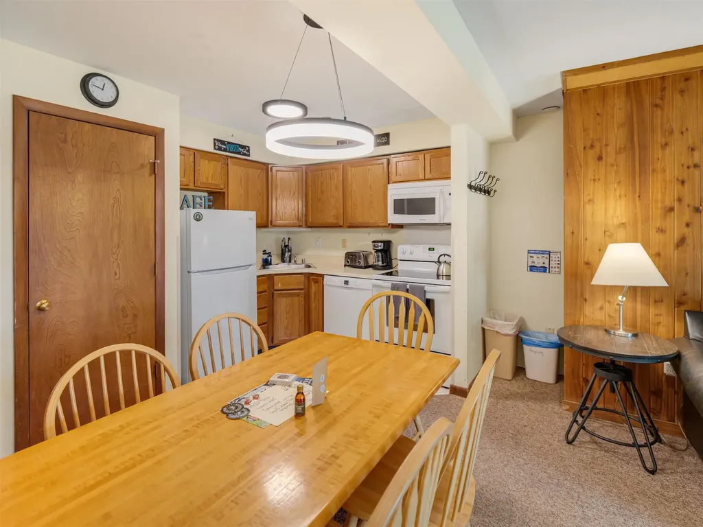 133 East Mountain Road Killington VT 05751