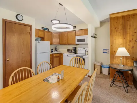 133 East Mountain Road Killington VT 05751