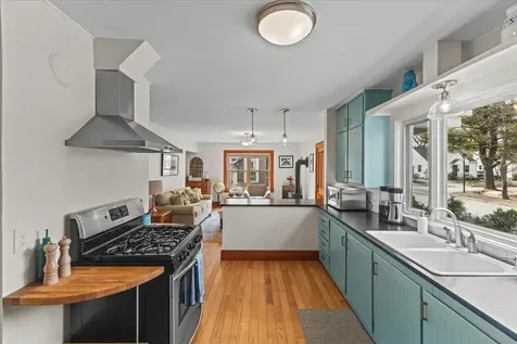 59 Thibault Parkway Burlington VT 05401