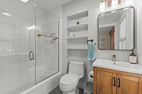 59 Thibault Parkway Burlington VT 05401