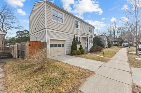 59 Thibault Parkway Burlington VT 05401