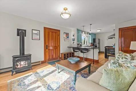 59 Thibault Parkway Burlington VT 05401