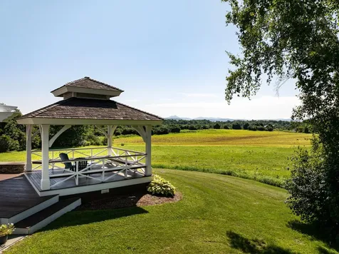 6 Luke Lane Shelburne VT 05482