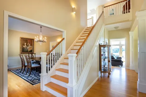 6 Luke Lane Shelburne VT 05482