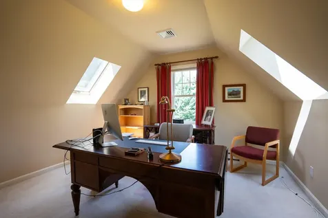 6 Luke Lane Shelburne VT 05482