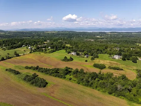 6 Luke Lane Shelburne VT 05482