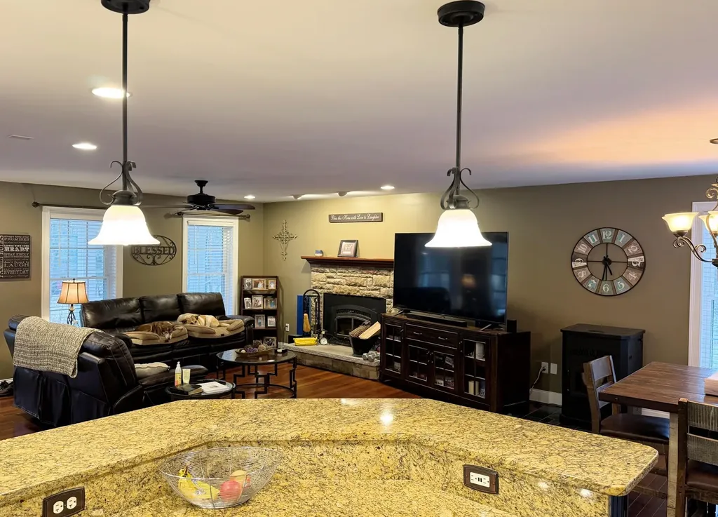 277 Swamp Road Epsom NH 03234