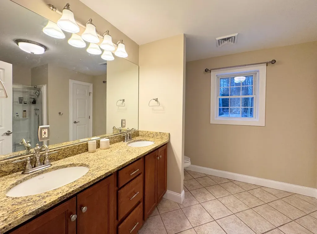 277 Swamp Road Epsom NH 03234