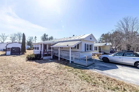 9 Trade Wind Lane Rochester NH 03867