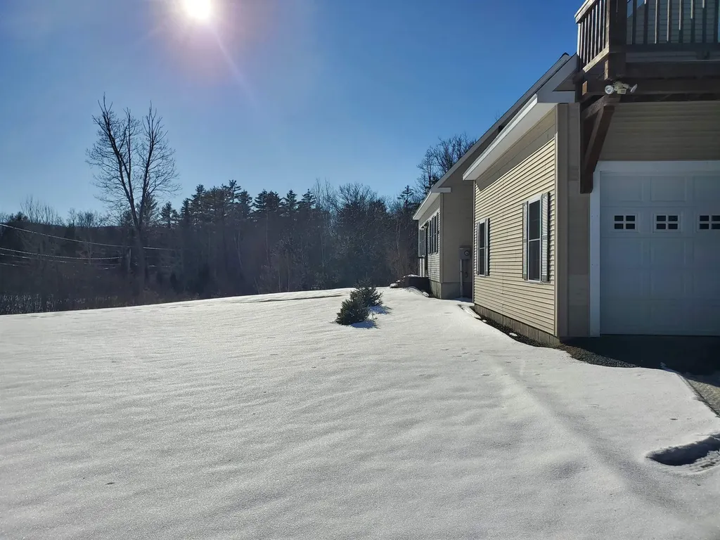 35 Serendipity Way Enfield NH 03748