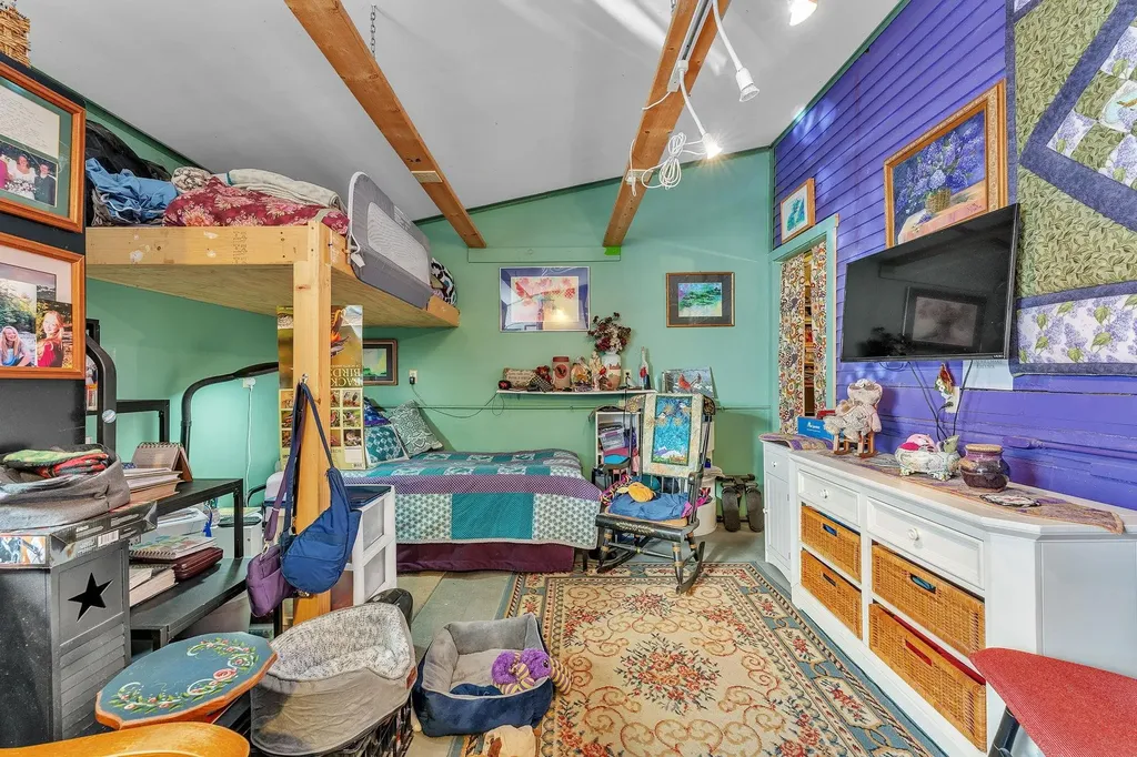 54 Maple Avenue Barre City VT 05641