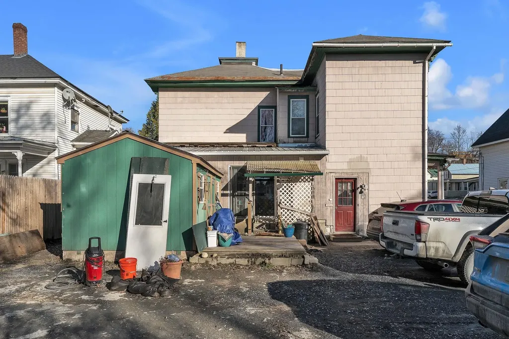 54 Maple Avenue Barre City VT 05641