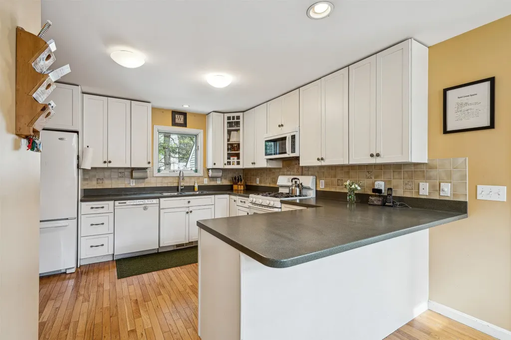 3 Macdonald Drive Hanover NH 03755