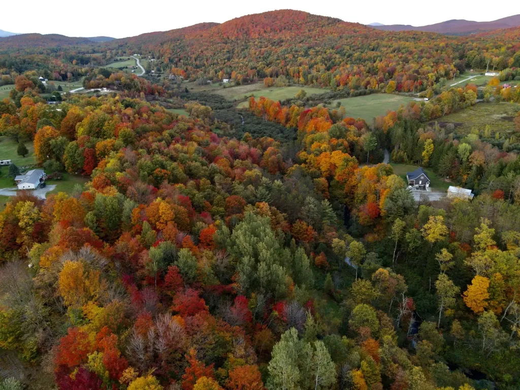 97 Paradis Lane Bakersfield VT 05441